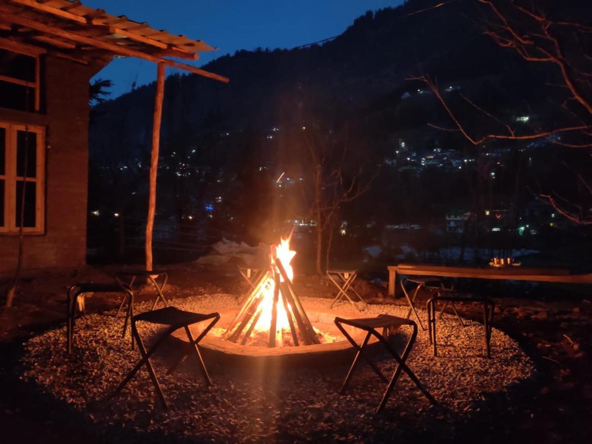 Himtrek Riverside Camps & Hostel Manali Kültér fotó